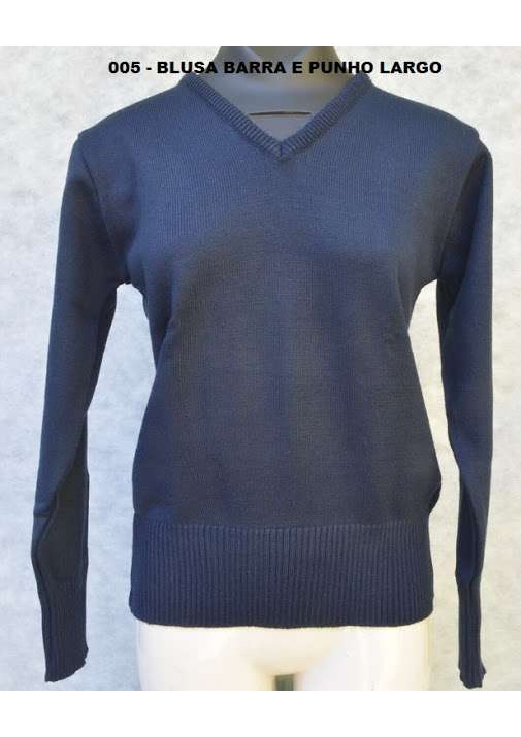 Blusa Basica Feminina com Barra e punhos largos